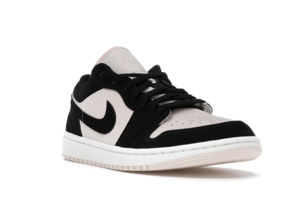 NIKE AIR JORDAN 1 LOW BLACK GUAVA ICE - Imagen 3