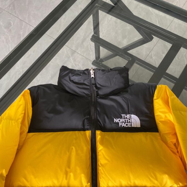 Chaqueton The North Face Amarillo - Imagen 6