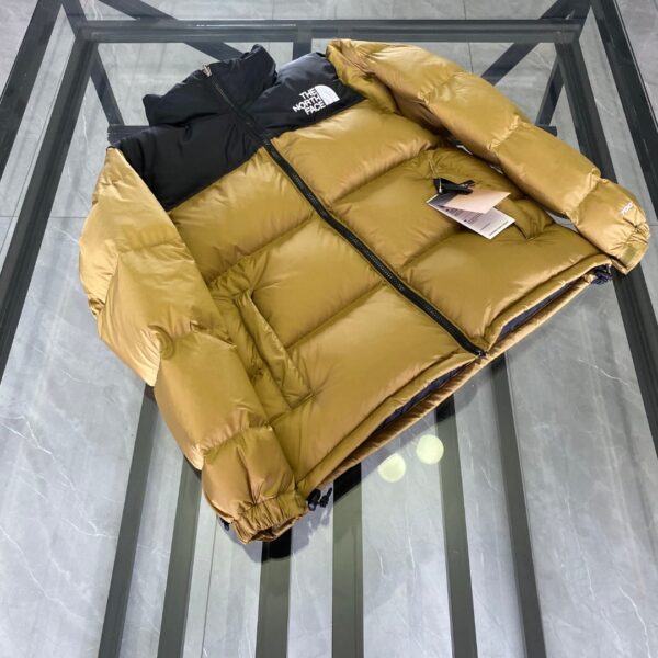 Chaqueton The North Face Oro - Imagen 4