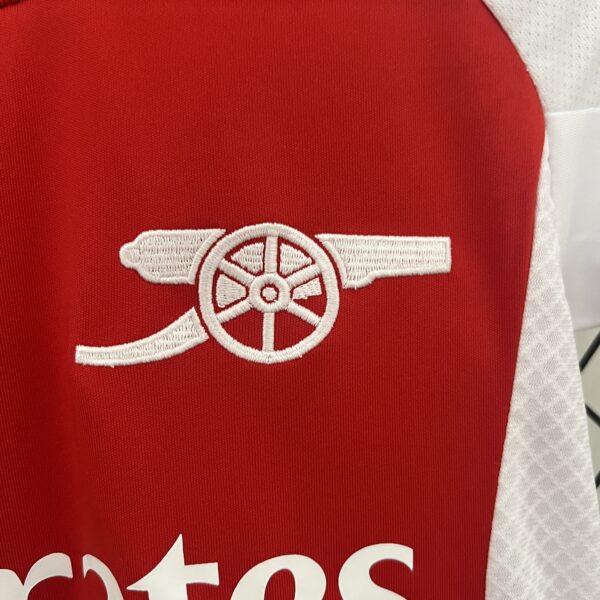 Conjunto niño Arsenal 24-25 Local - Imagen 4