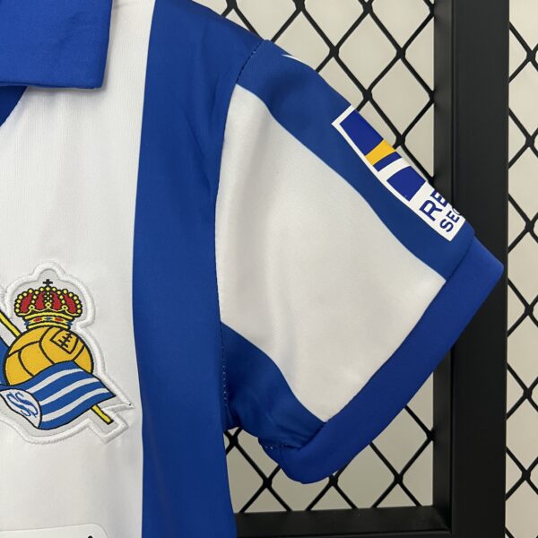 Conjunto niño Real Sociedad 24-25 Local - Imagen 5