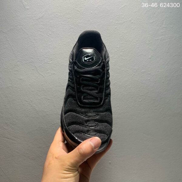 NIKE AIR MAX PLUS NEGRO - Imagen 3