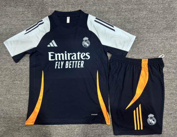 Conjunto entrenamiento corto Real Madrid 3